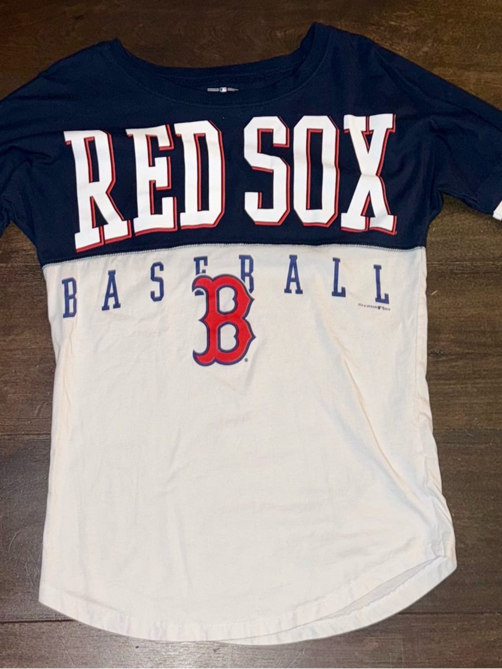 Boston Red Sox Two-Tone Baseball Tee. Navy & White. Women’s Small, long sleeve.